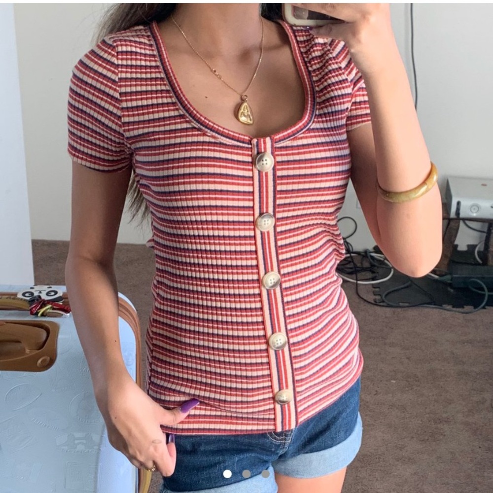 HOLLISTER STRIPED TOP